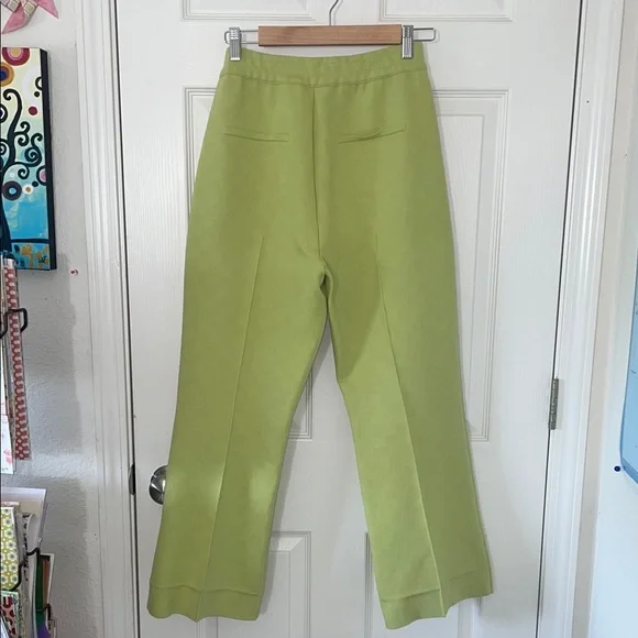 HIGH SPORT Women's Exclusive Kick Cotton-blend Cropped Pants In Lime Green XL - Picture 6 of 13